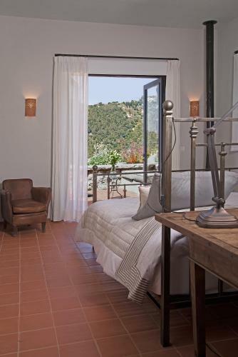 Hotel Bkerzay
