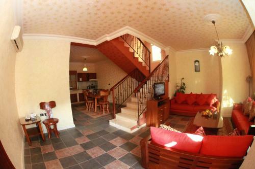 Pineland Hotel And Health Resort