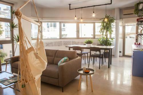 Gemmayze 1bd Apartment