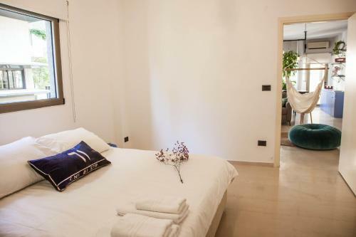 Gemmayze 1bd Apartment