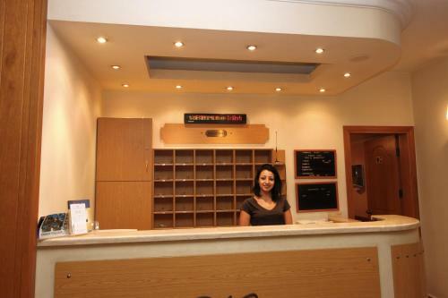 Hammana Plaza Hotel