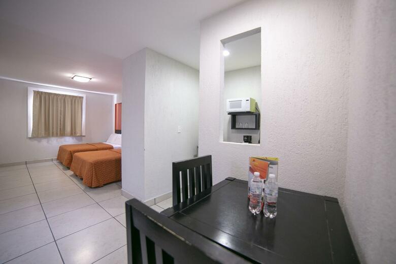Rs Suites Hotel