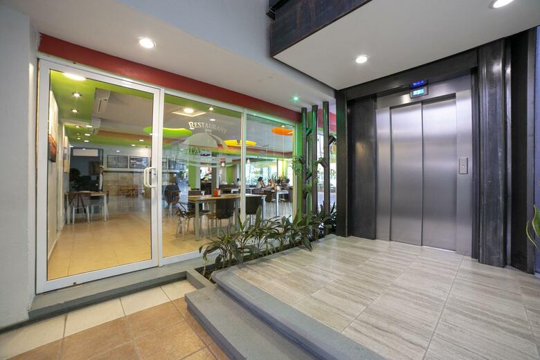 Rs Suites Hotel