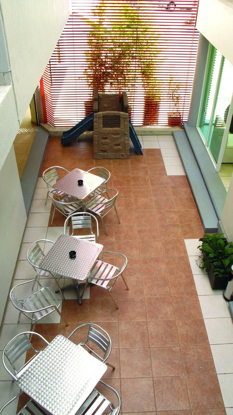 Rs Suites Hotel