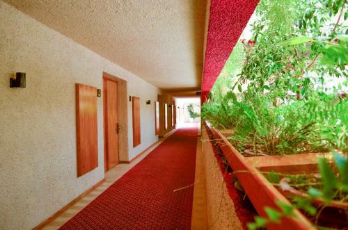 Cantalagua Inn