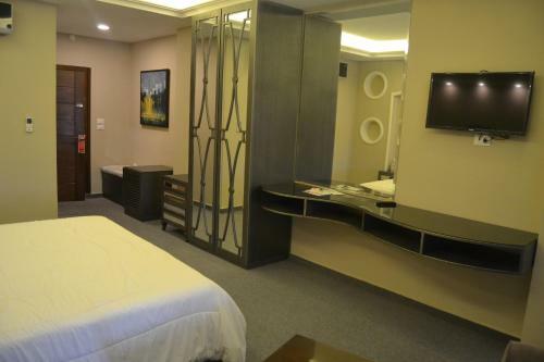 Platinum Hotel