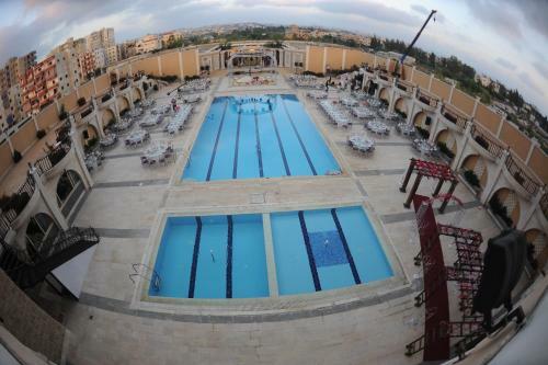 Platinum Hotel