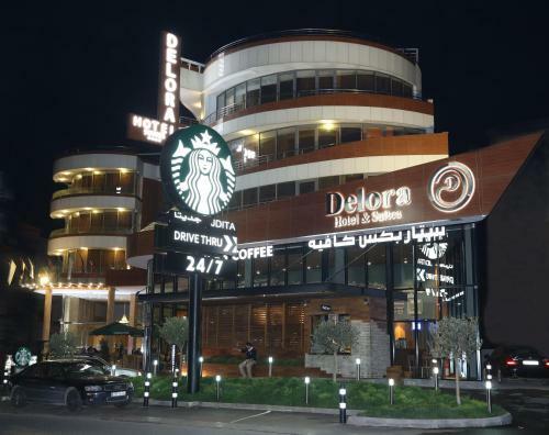 Delora Hotel And Suites