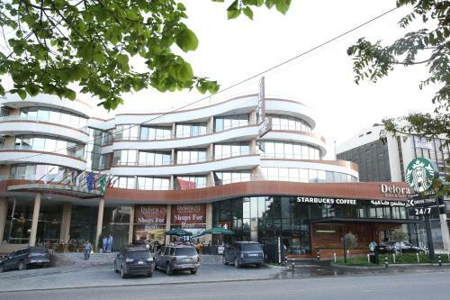 Delora Hotel And Suites