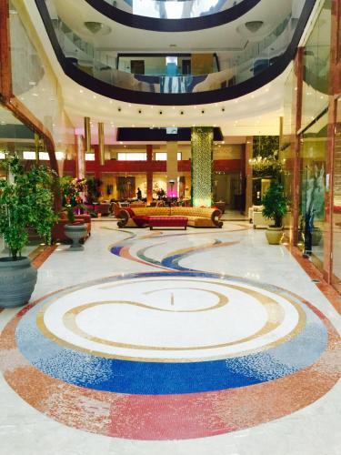 Delora Hotel And Suites