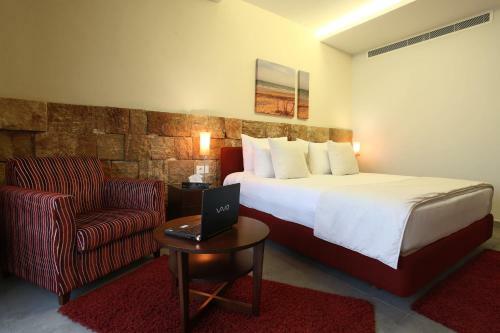 Monoberge Hotel