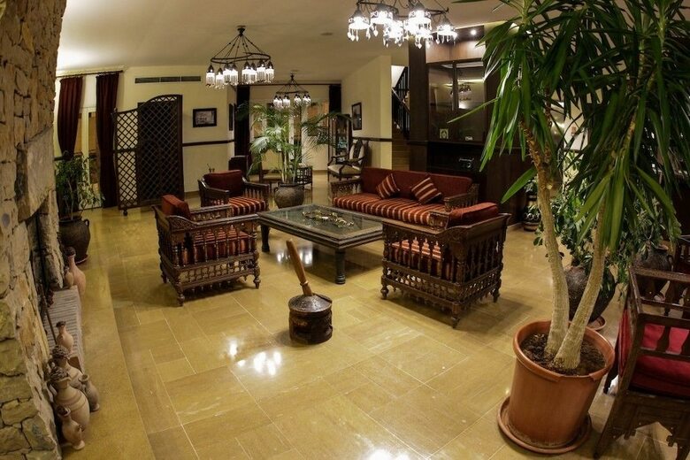 Quartier Suisse Hotel