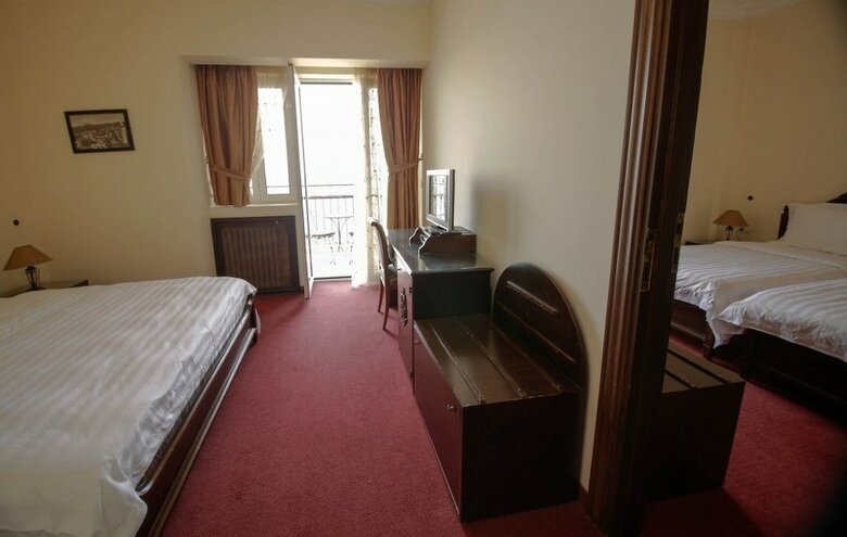 Quartier Suisse Hotel