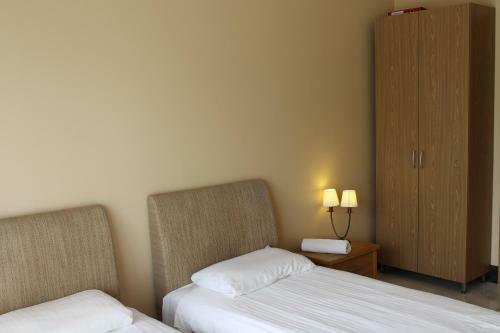 Hostal Beach Guesthouse Lenkas