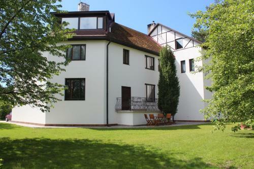 Hostal Villa Neubad