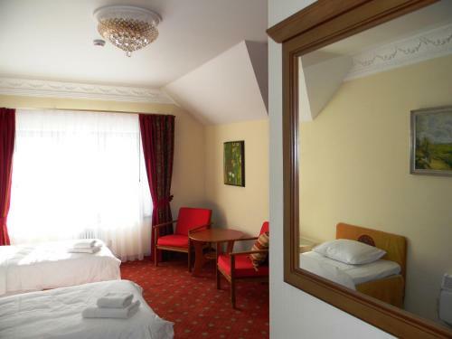 Hotel Rund?le