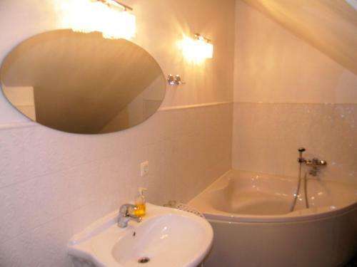 Hotel Rund?le