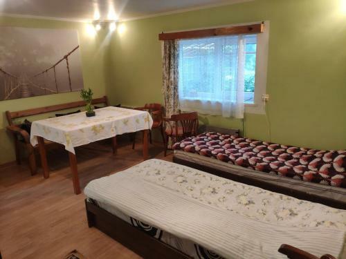 Dana Guest House