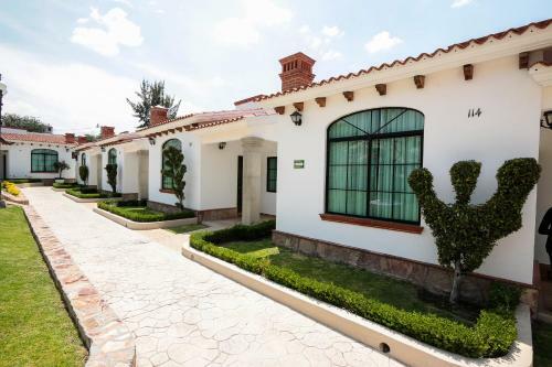 Hotel Real De San Jose