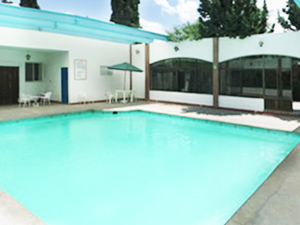 La Fuente Hotel & Suites