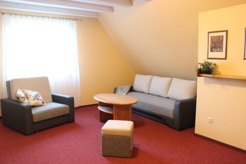 Hostal Hotel Senl??i
