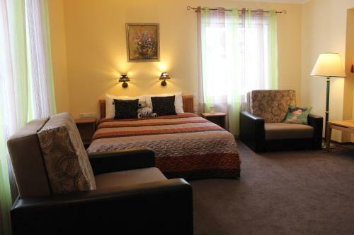 Hostal Hotel Senl??i