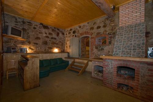 Hostal ?densdzirnavas