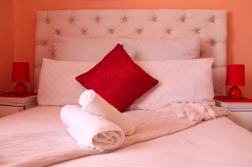 Hostal Rio Guest House