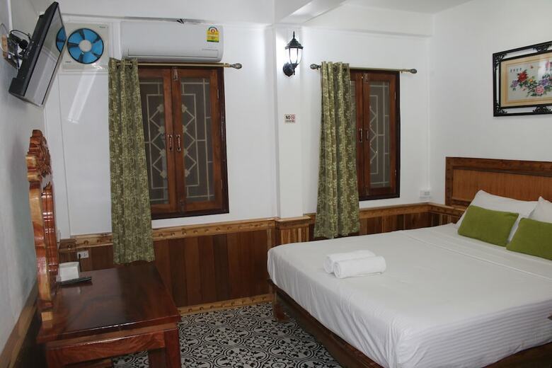 Hostal Apple 2 Guesthouse