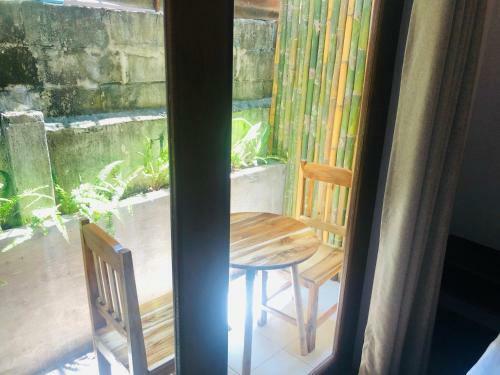 Hostal Oudomsouk City Center
