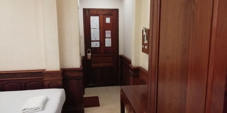 Hostal Thanaboun Guesthouse