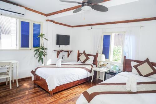 Hostal Frangipani Guesthouse