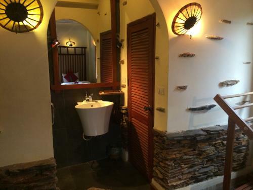 Hostal Chaluenxay Villa