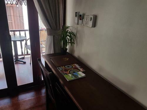 Hostal Chaluenxay Villa