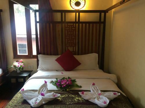 Hostal Chaluenxay Villa
