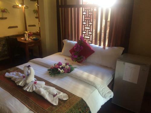 Hostal Chaluenxay Villa