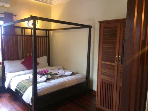 Hostal Chaluenxay Villa