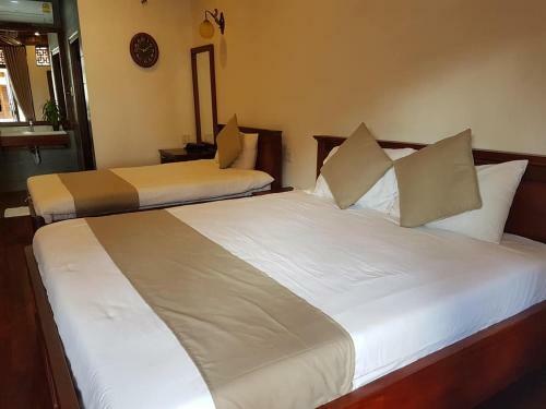 Hostal Chaluenxay Villa