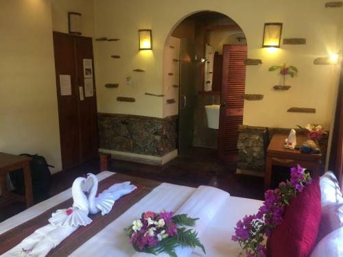 Hostal Chaluenxay Villa