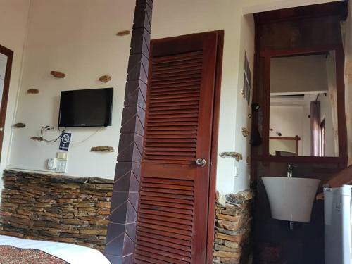 Hostal Chaluenxay Villa