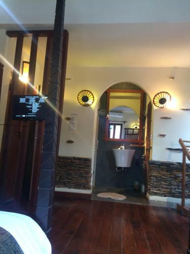 Hostal Chaluenxay Villa