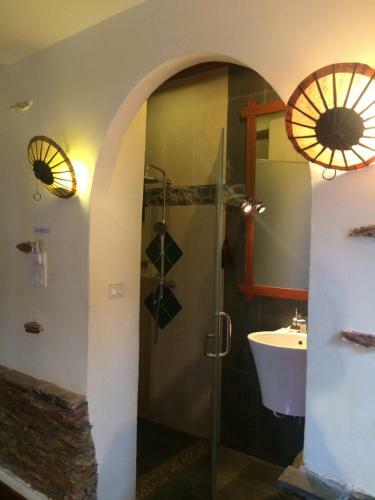 Hostal Chaluenxay Villa