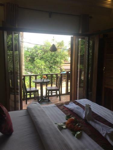 Hostal Chaluenxay Villa