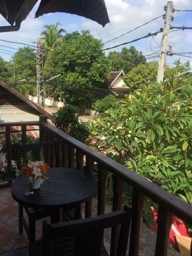 Hostal Chaluenxay Villa