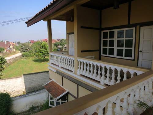 Hostal The Hillside Residence