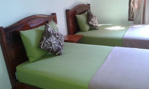 Hostal Thip Phavan Guesthouse
