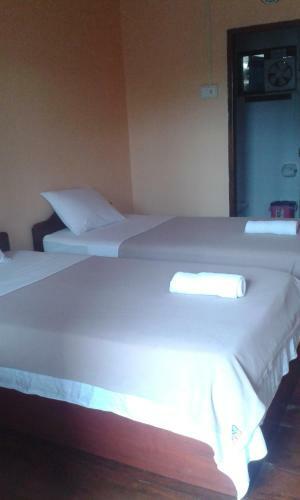 Hostal Thip Phavan Guesthouse