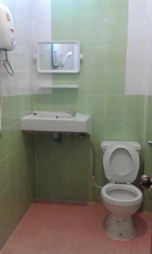 Hostal Thip Phavan Guesthouse