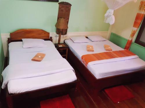 Hostal Anouxa Riverview Guesthouse