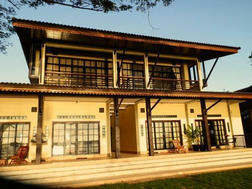 Hostal Nakorn River View